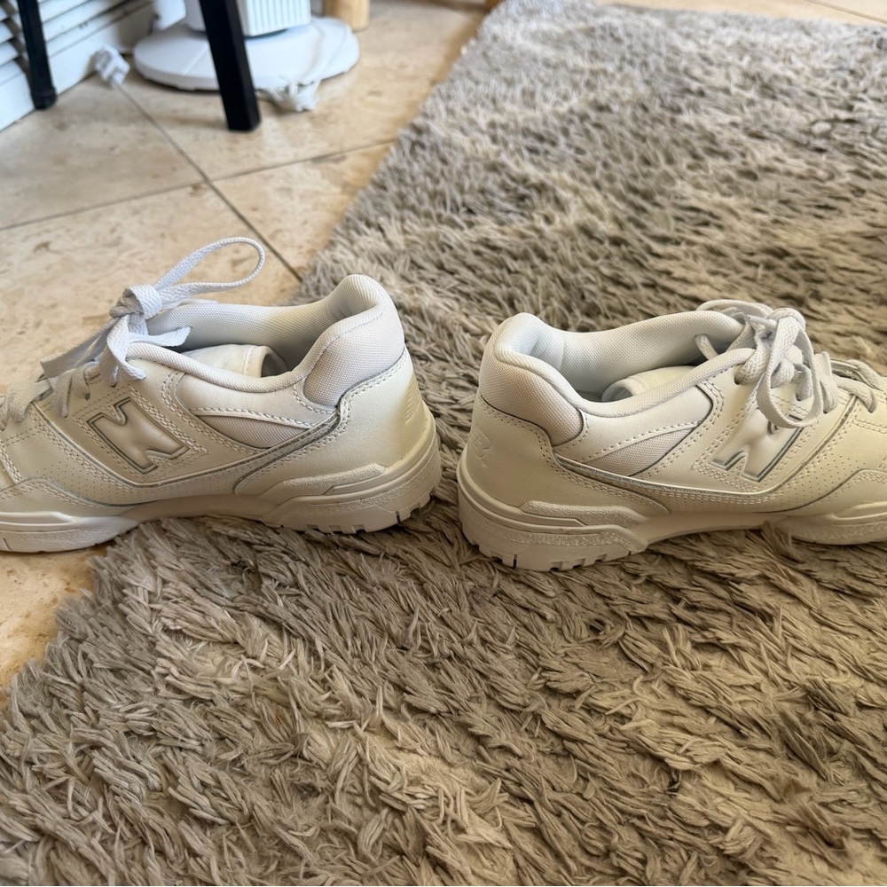 New Balance 550 Cream/White Leather Trainers - Picture 3 of 4